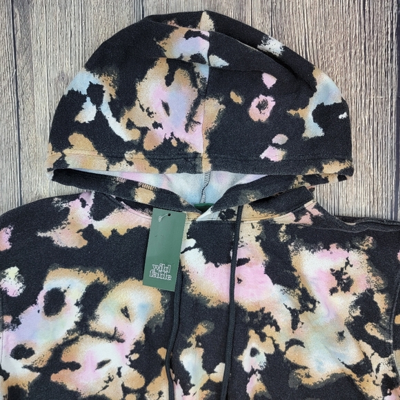 Wild Fable NWT Black Tie Dye Cropped Hoodie - Picture 3 of 8